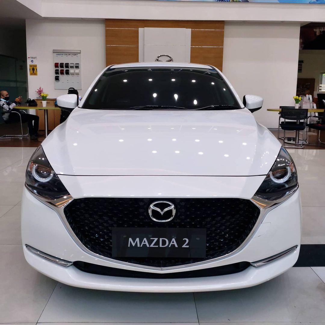 Xe Nhap Khau Mazda 2 Uu Dai 28 Trieu Gia Chi Tu 449 (2)