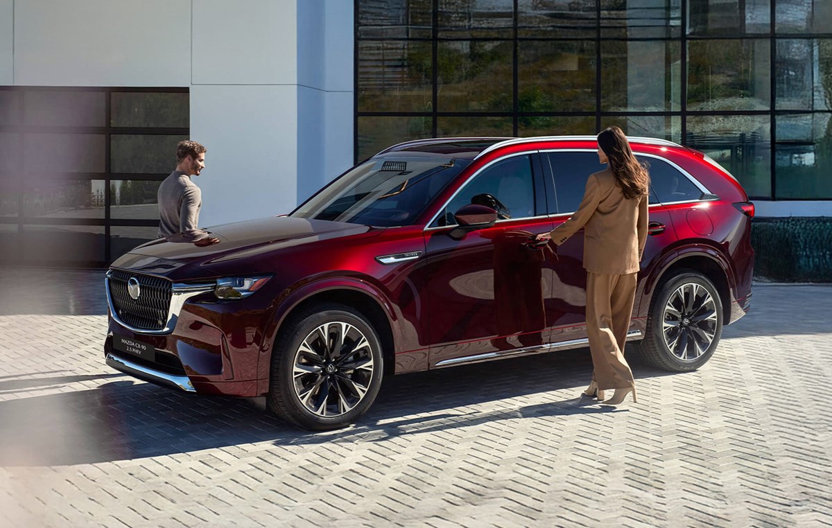 Mẫu SUV Flagship CX-90 2.5 PHEV cao cấp mới